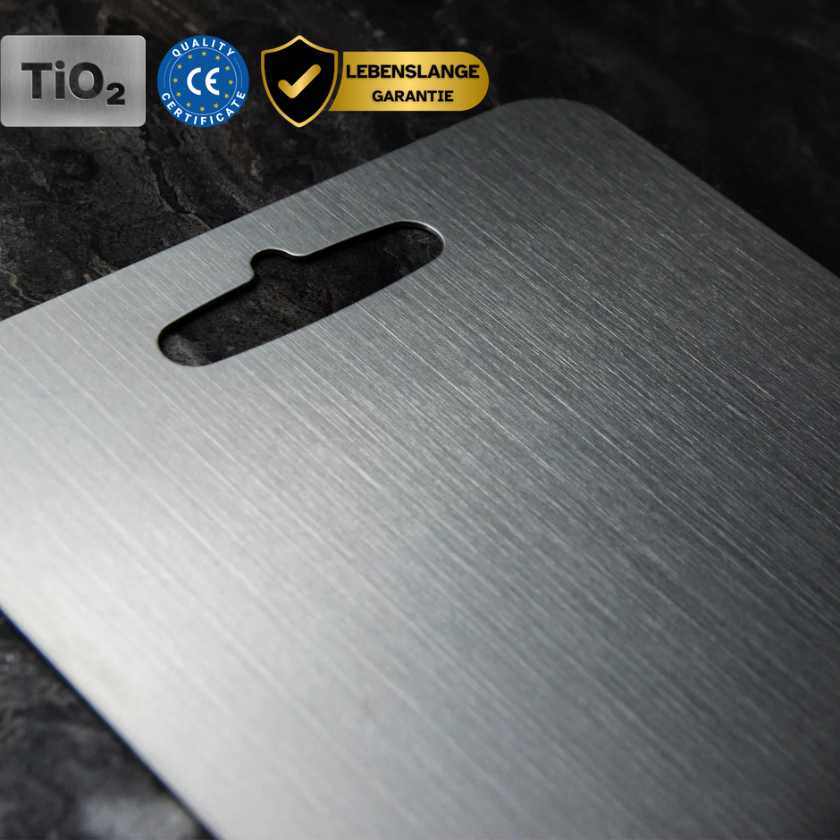 TitanEdge - Titanium Cutting Board