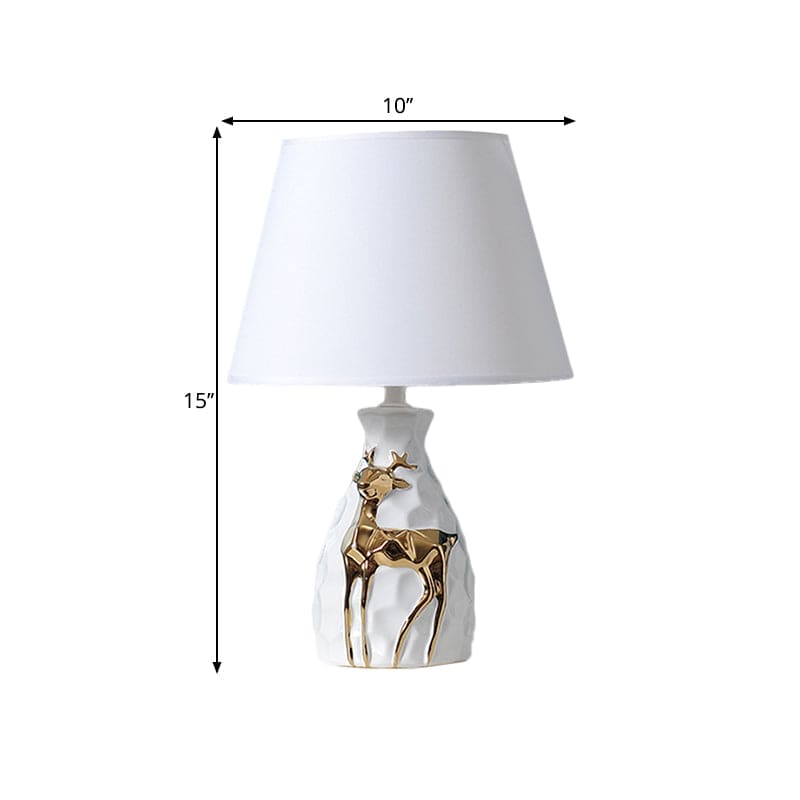 Elegant Keramisk Hjorte Bordlampe | DeerLuxe