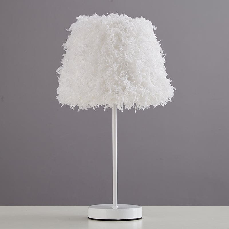 Elegant Fjer Bordlampe | FeatherGlow