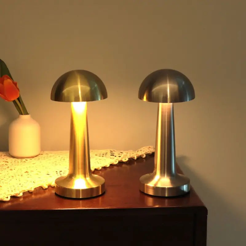 Vintage & Elegante Paddehattebordlampe | RetroMush