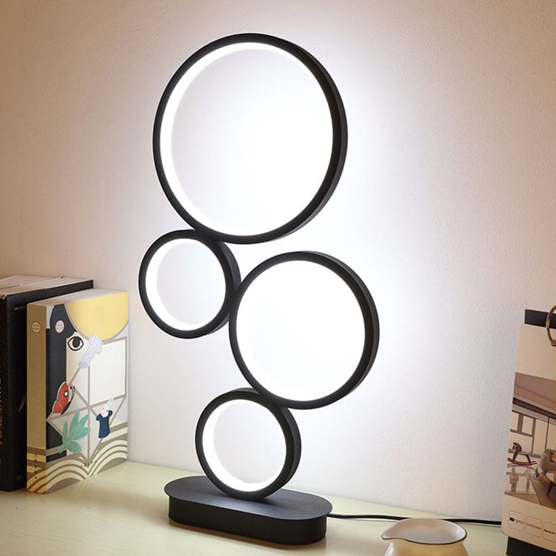 Simple stacked table lamp with circular base | CircleStack