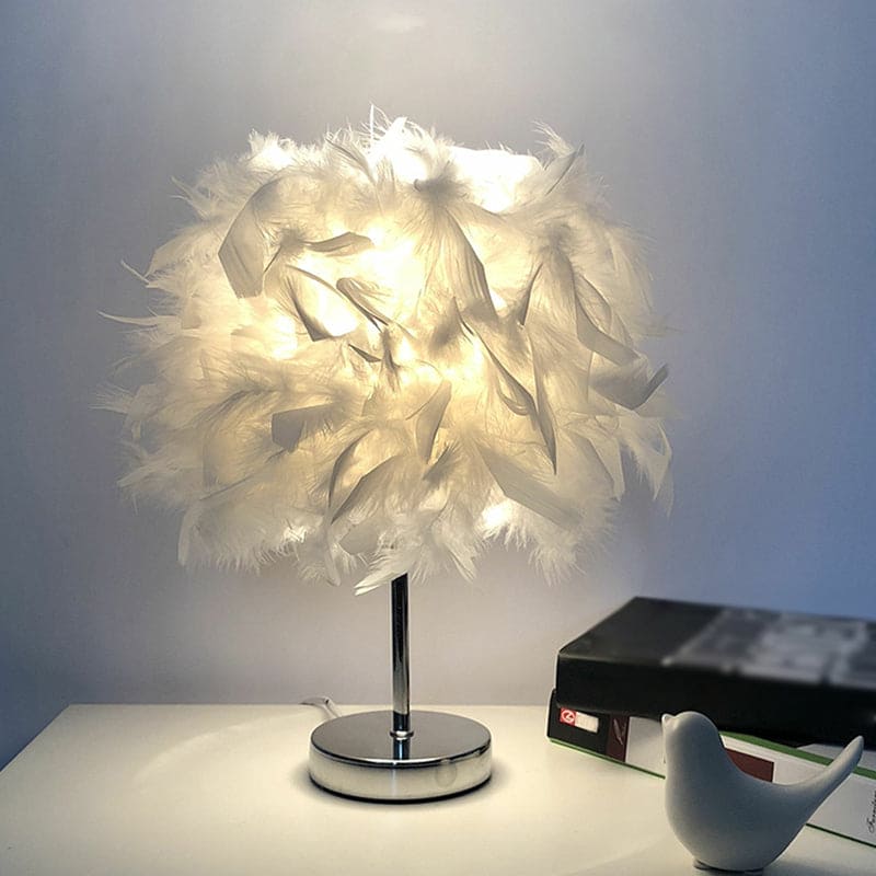 Fjer Vidstrakt Kugleformet Bordlampe | FeatherSphere