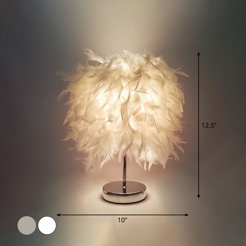 Fjer Vidstrakt Kugleformet Bordlampe | FeatherSphere