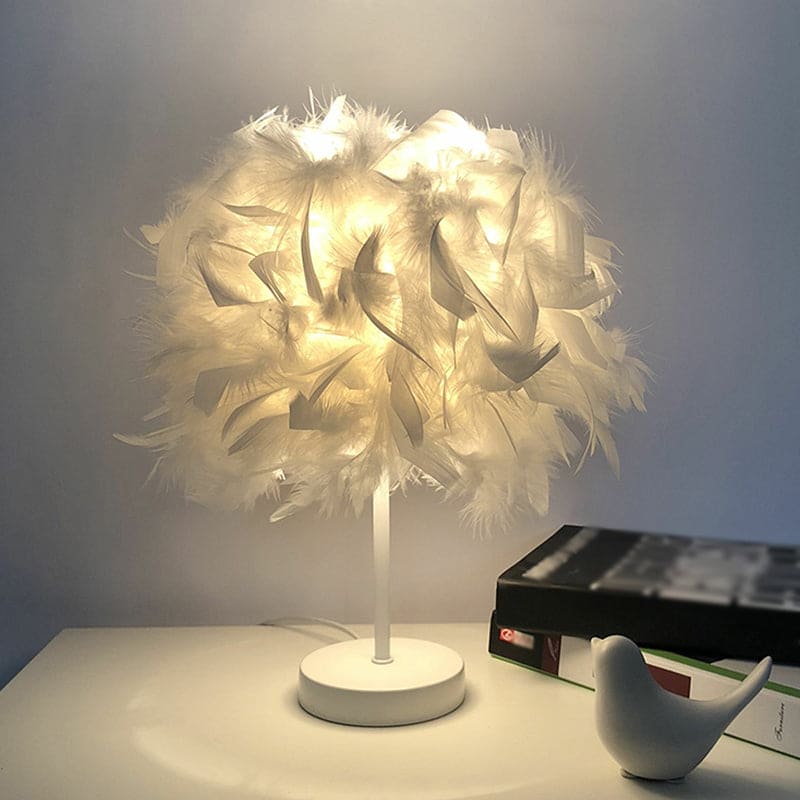 Fjer Vidstrakt Kugleformet Bordlampe | FeatherSphere