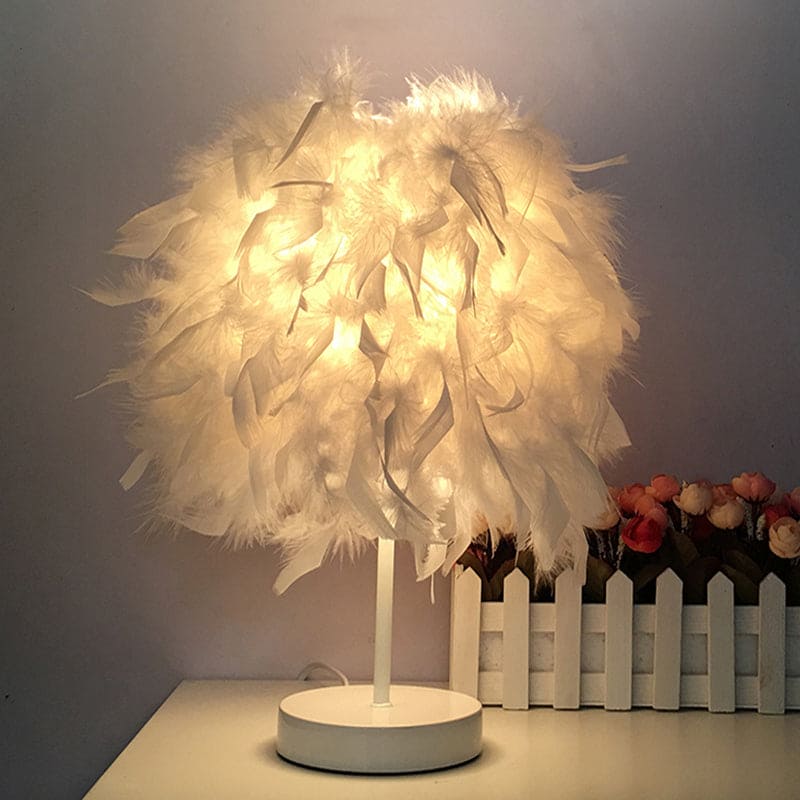 Fjer Vidstrakt Kugleformet Bordlampe | FeatherSphere