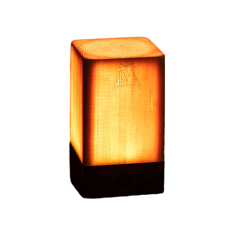 Moderne Bordlampe | WoodLite