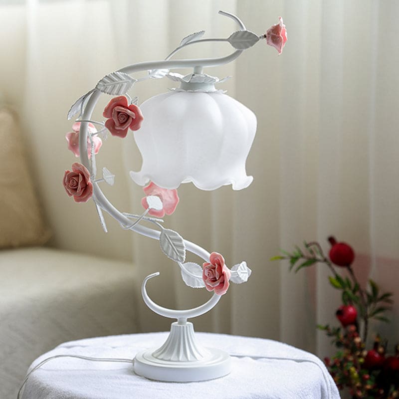 Table lamp in Pastoral Style with Ceramic Rose | RosePastel