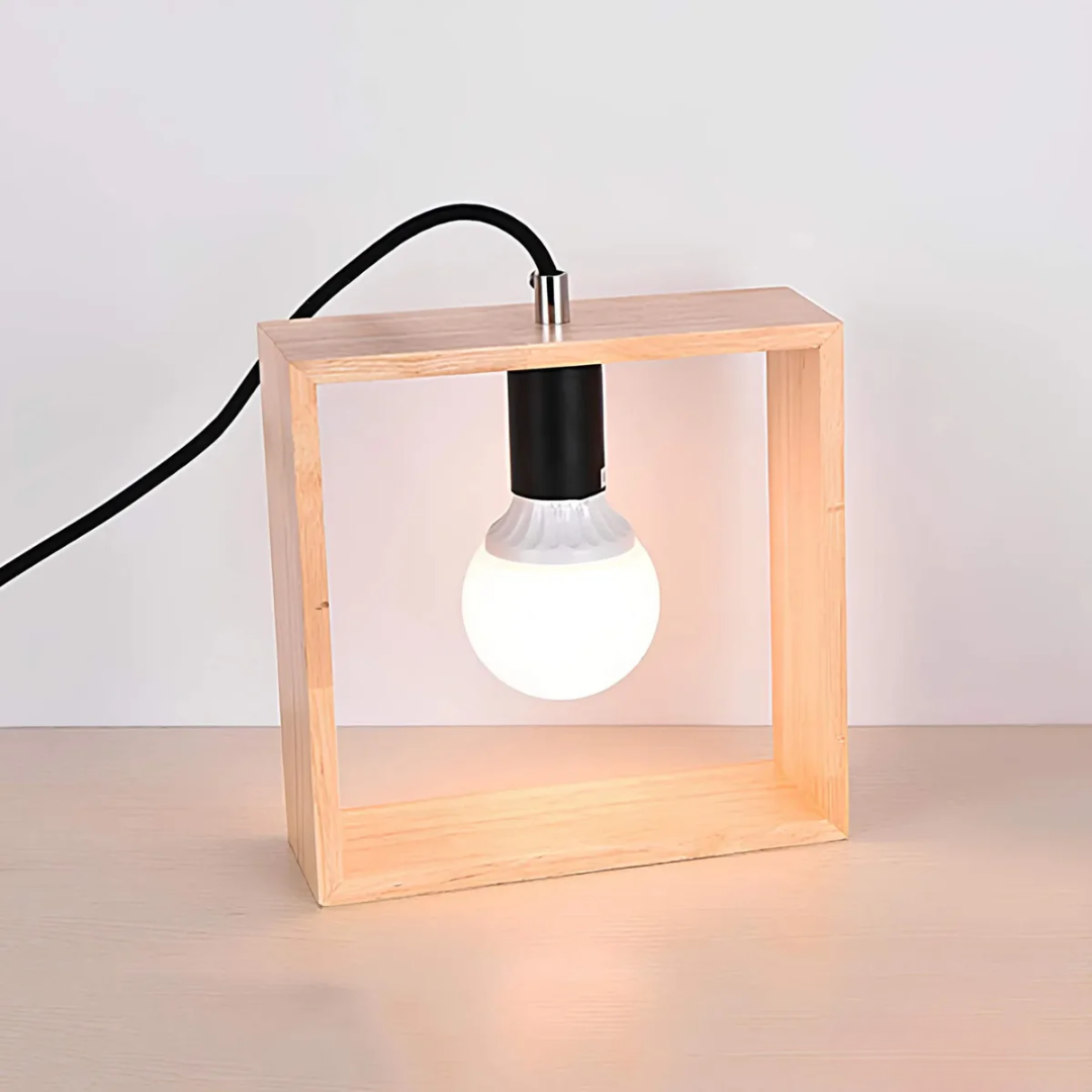 Modern Bordlampe – Enkel og Naturlig | WoodBeam