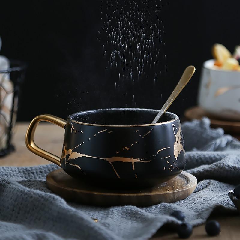 Goldtiek Mug – Elegant and Functional | PorcelainElegance