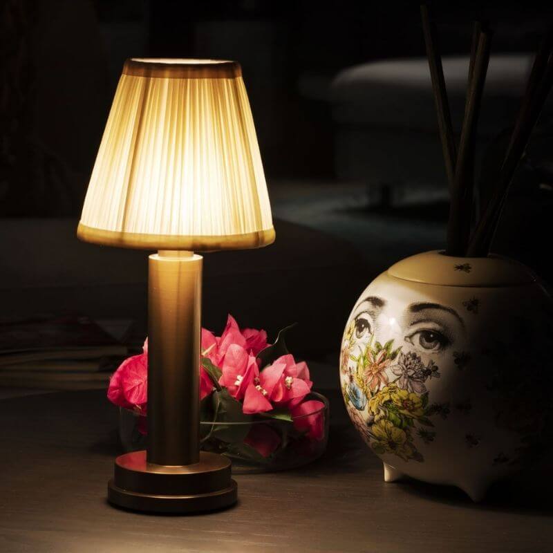 Elegant Bordlampe | Zanforio