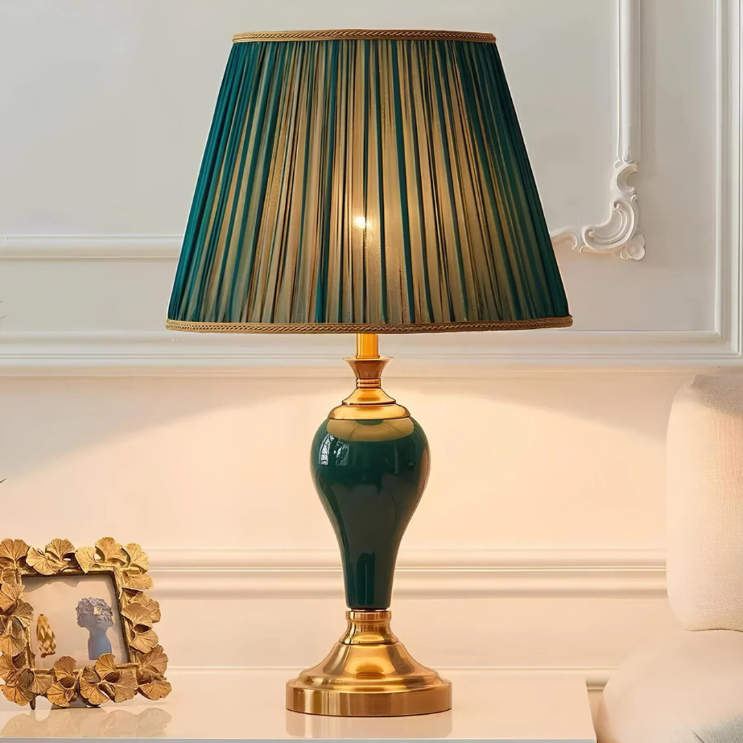 Solivian Bordlampe – Klassisk og Elegant | CeramiGlow