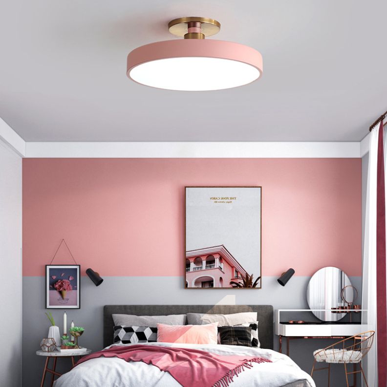 Round ceiling lamp in modern design | Circle