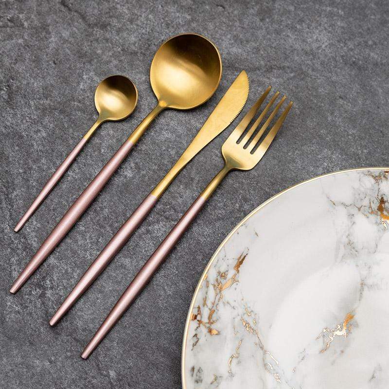 Cutlery set - Practical and Elegant | TableEssence