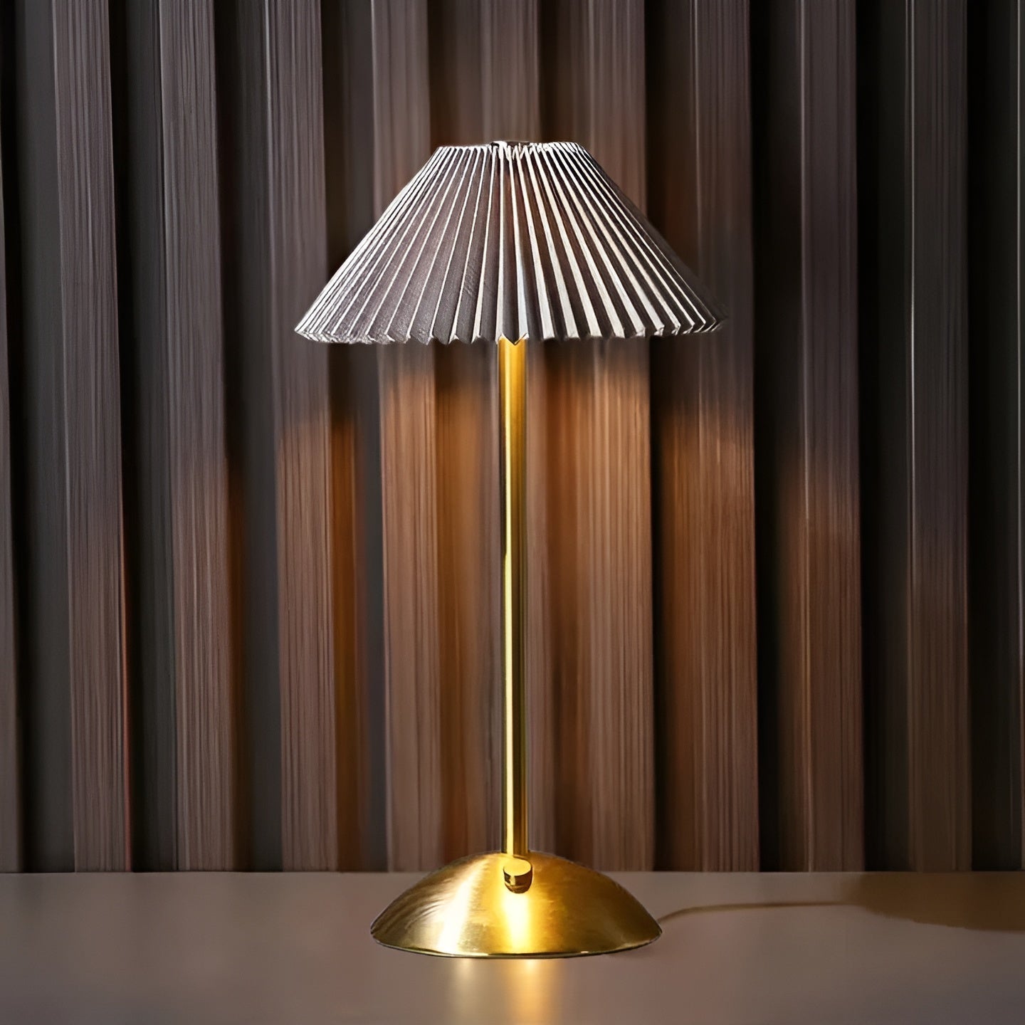 Kabellose und elegante Tischlampe | AuraLite