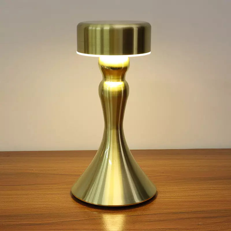 Luxe Draadloze Tafellamp met Gouden Afwerking – Stijlvol en Functioneel | GoldLume