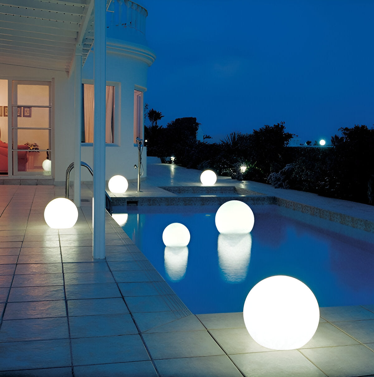 GlimmerSphere LED Outdoor Decoration – Color Changing, Waterproof Floating Bulbs | GlowOrbs