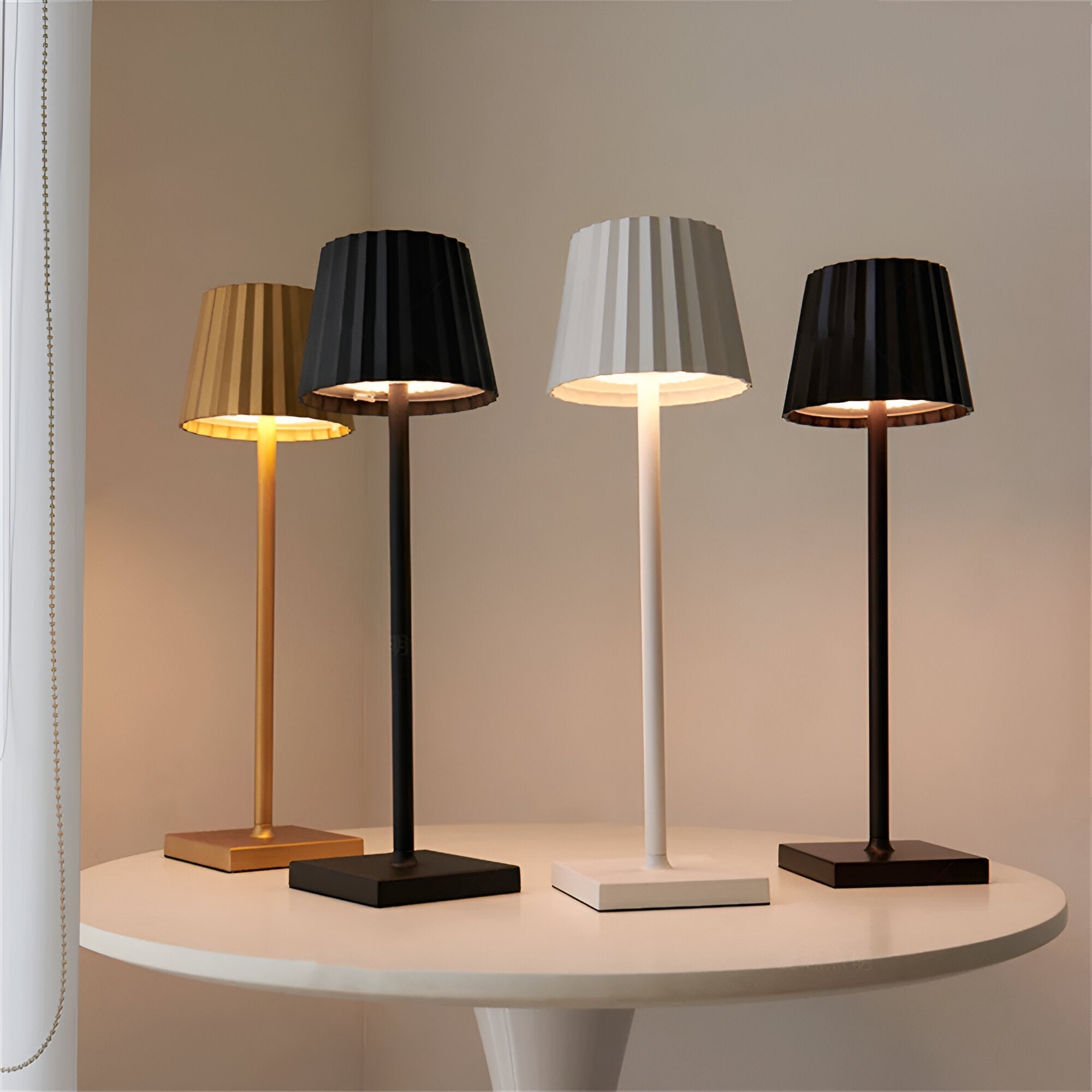 Touch Control & Wireless Table Lamp | LumiTouch