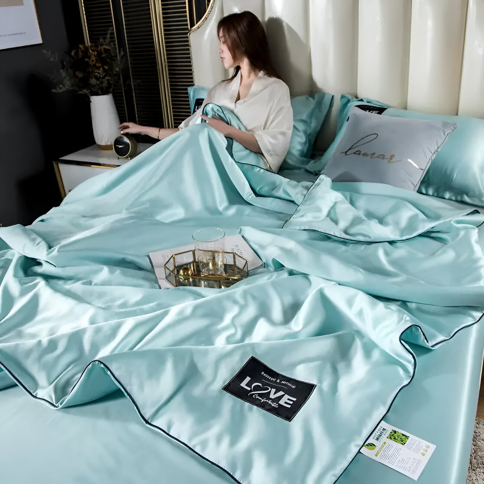 Soft and Breathable Satin Silk Bedding | AllSeasonLuxe