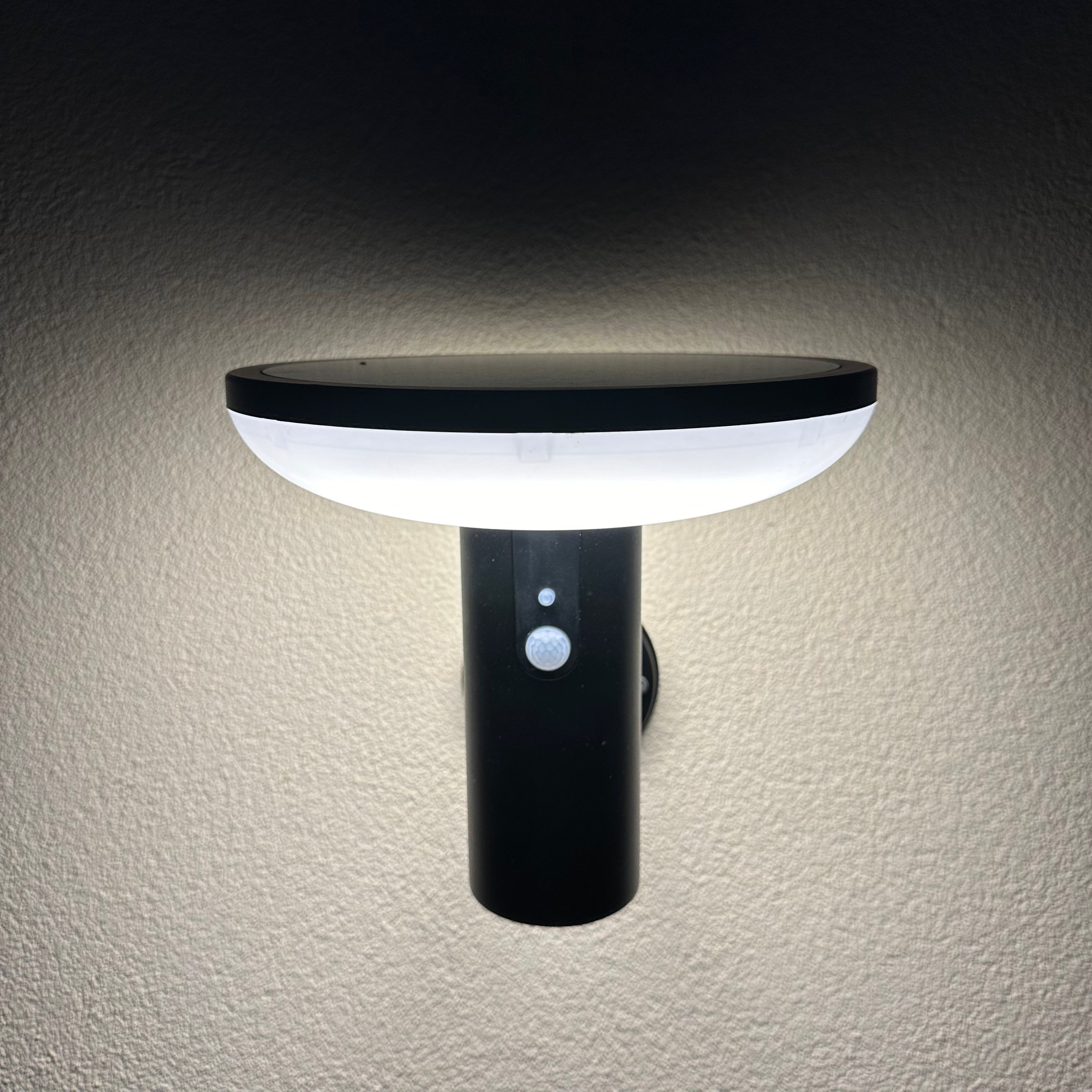 Intelligent Solarlampe til Væg med Bevægelsessensor og Tre Belysningsindstillinger-1