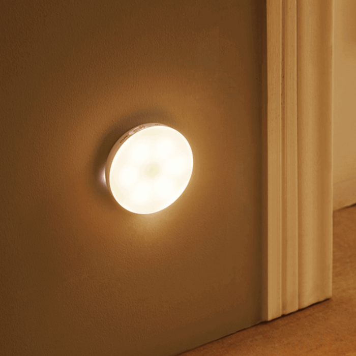 Intelligent & Seamless Light Control Lamp | SmartGlow