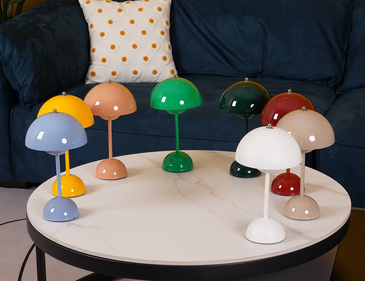 Retro Wireless Table Lamp - Dimmable and Stylish | RetroTouch