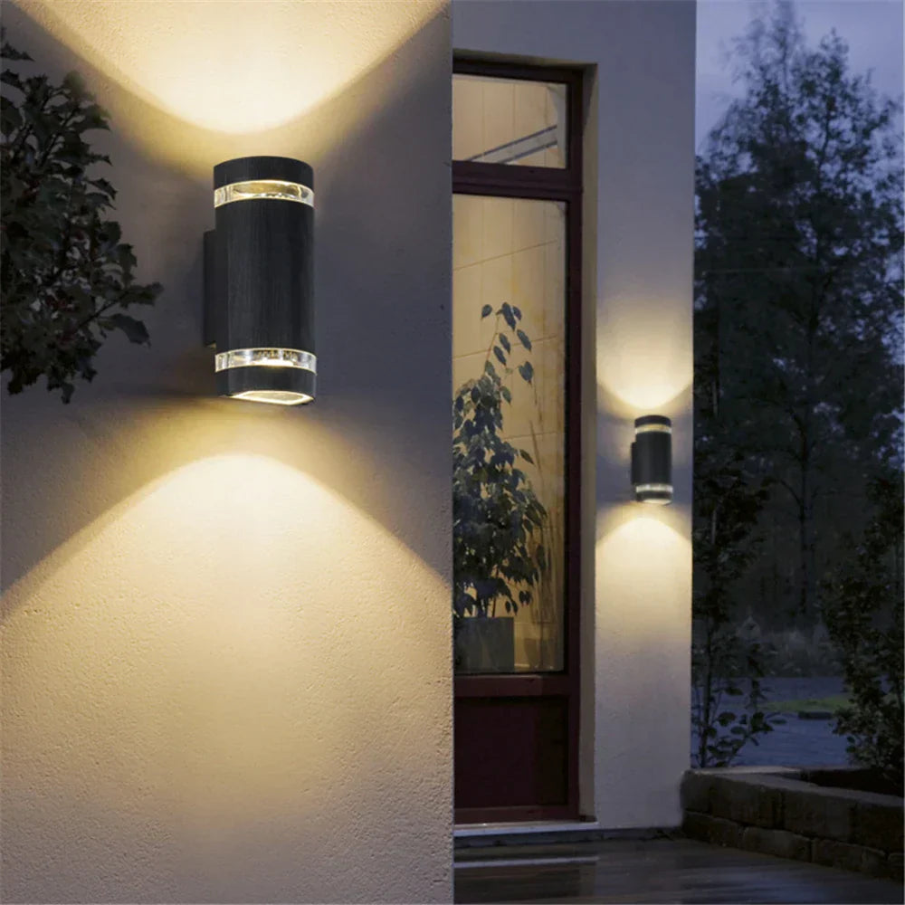 Elegant Vandtæt Udendørslampe | AquaLuxe