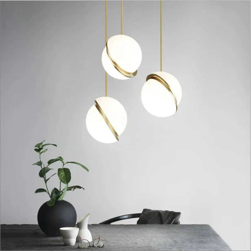 Modern and Elegant Ceiling Lamp | EleganceLume