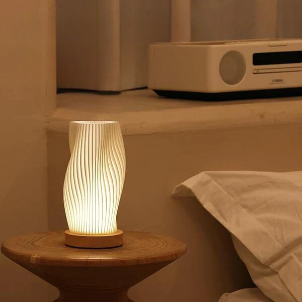 USB-Powered & Elegant Wave Design Table Lamp | WaveGlow