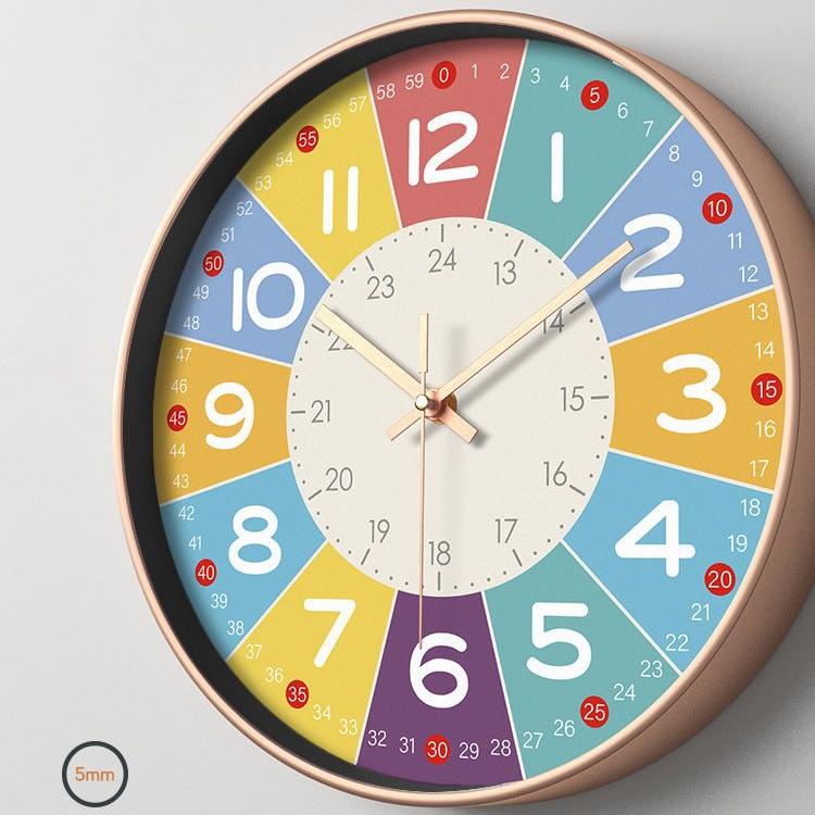 Silent wall clock for the children's room | QuietClock