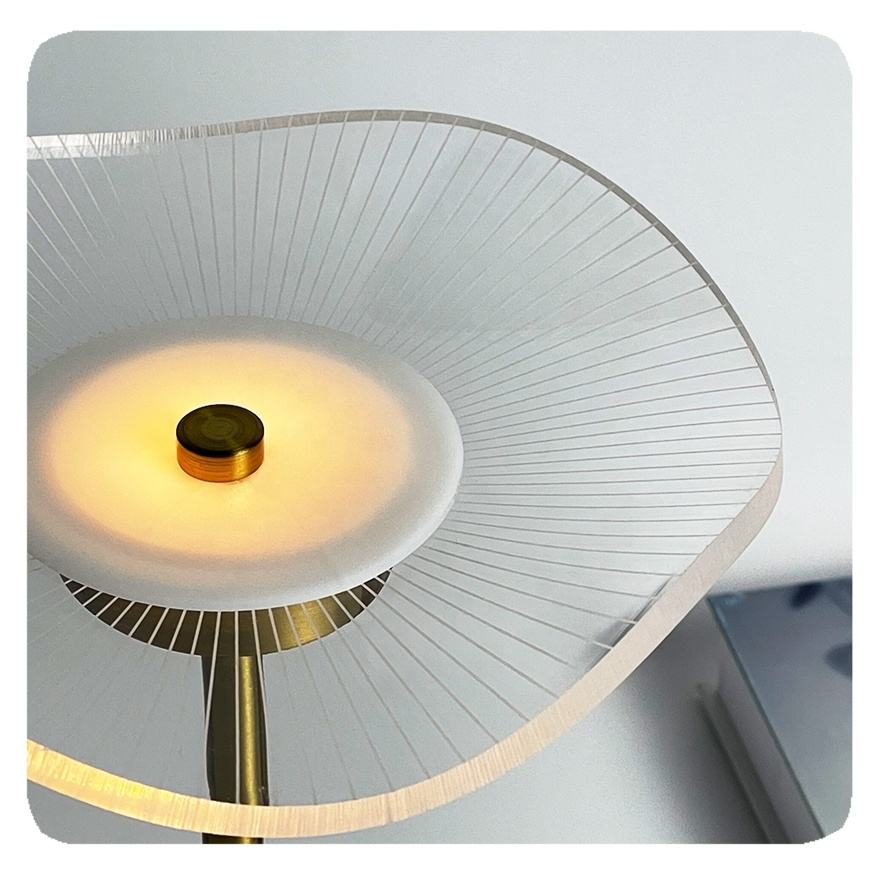 Moderne Blad-Inspireret Lampe | LeafGlow