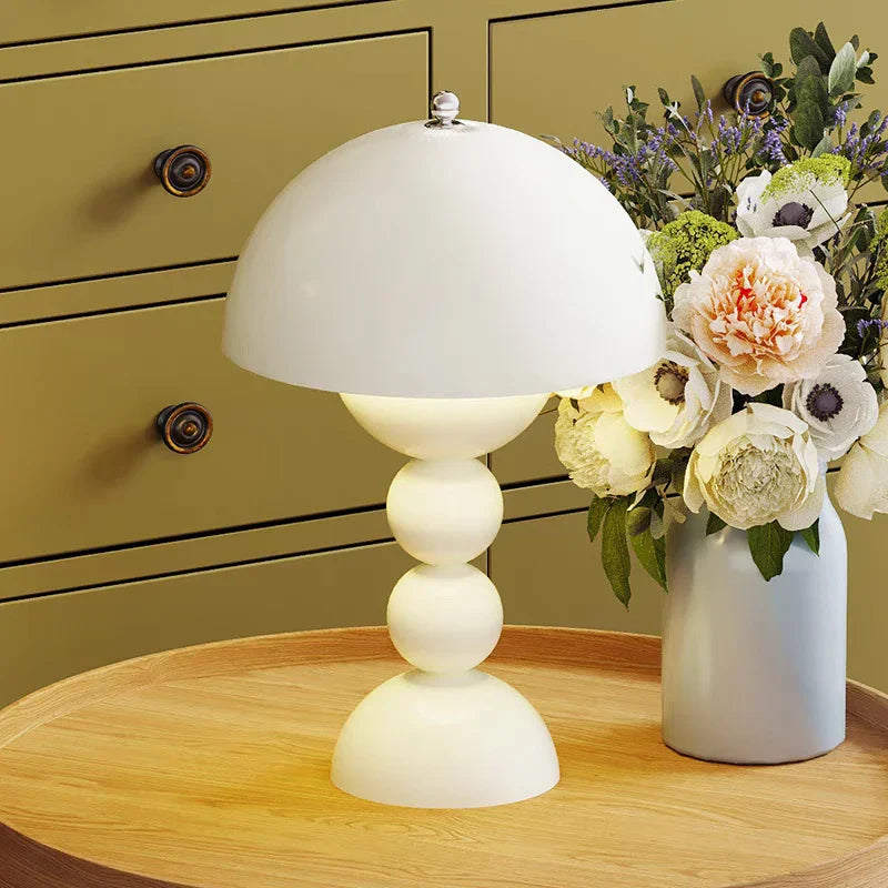 Dimmable LED table lamp with flower button design | BloomLight