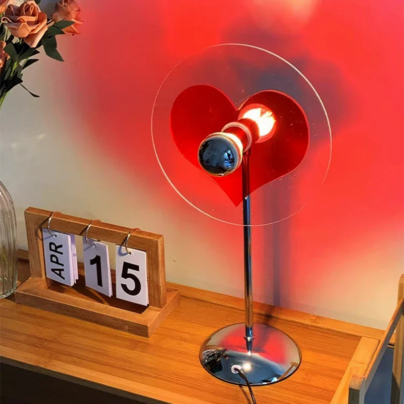 Dekorativ LED Lampe med Hjertebelysning | HeartGlow