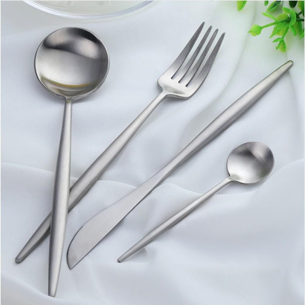 Modern Cutlery Set - Elegant and Durable | LuxeCutlery