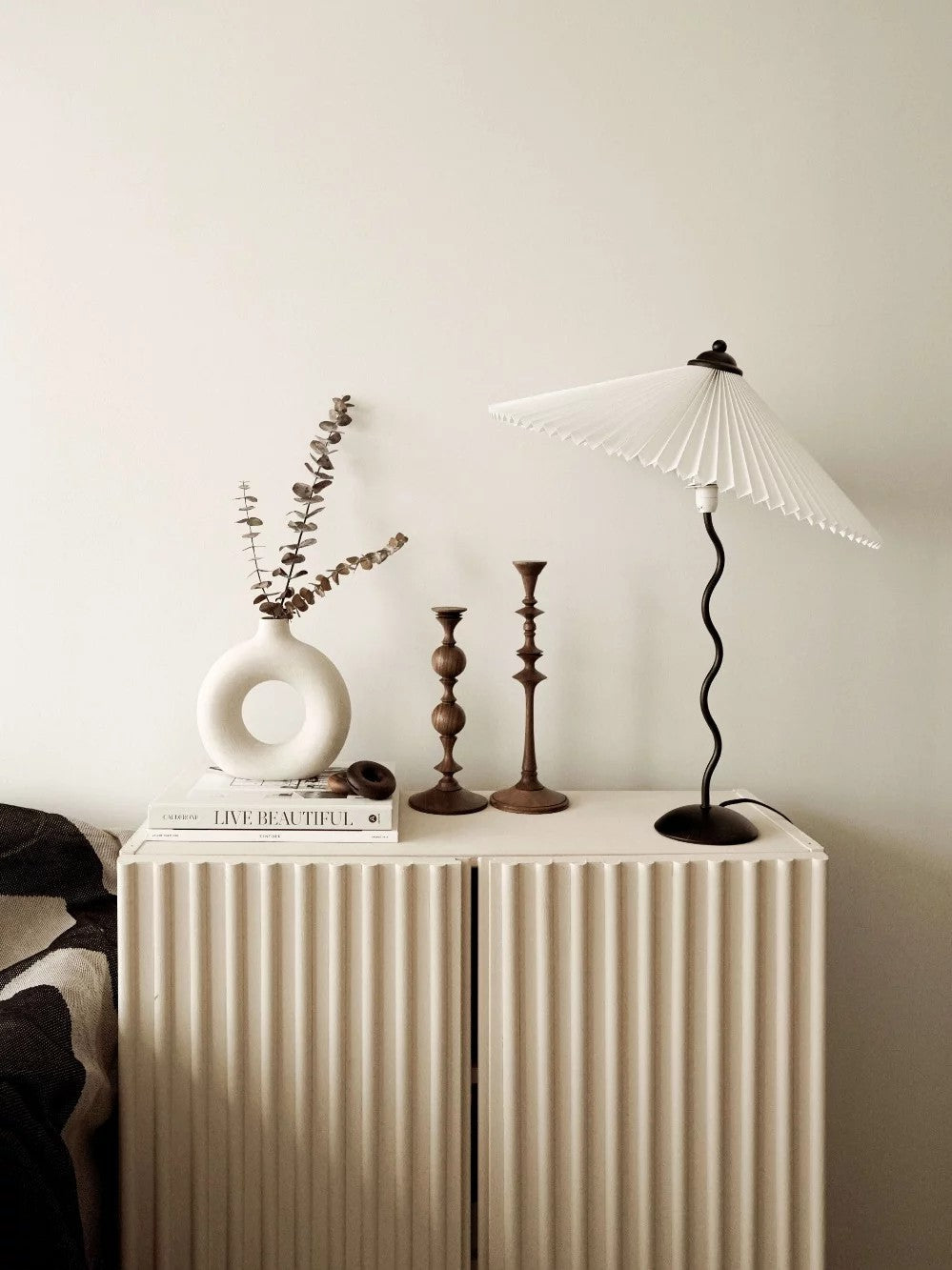 Moderne Snoet Bordlampe | TwistElegance