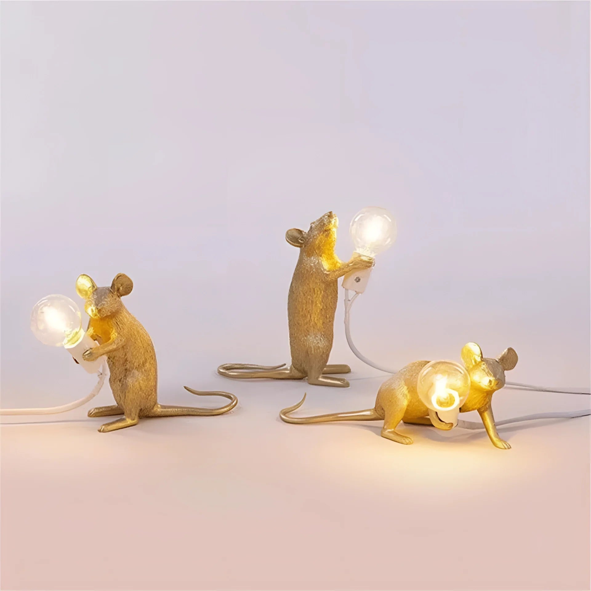 Rat-shaped Table Lamp - Unique and Artistic Design | RatLight