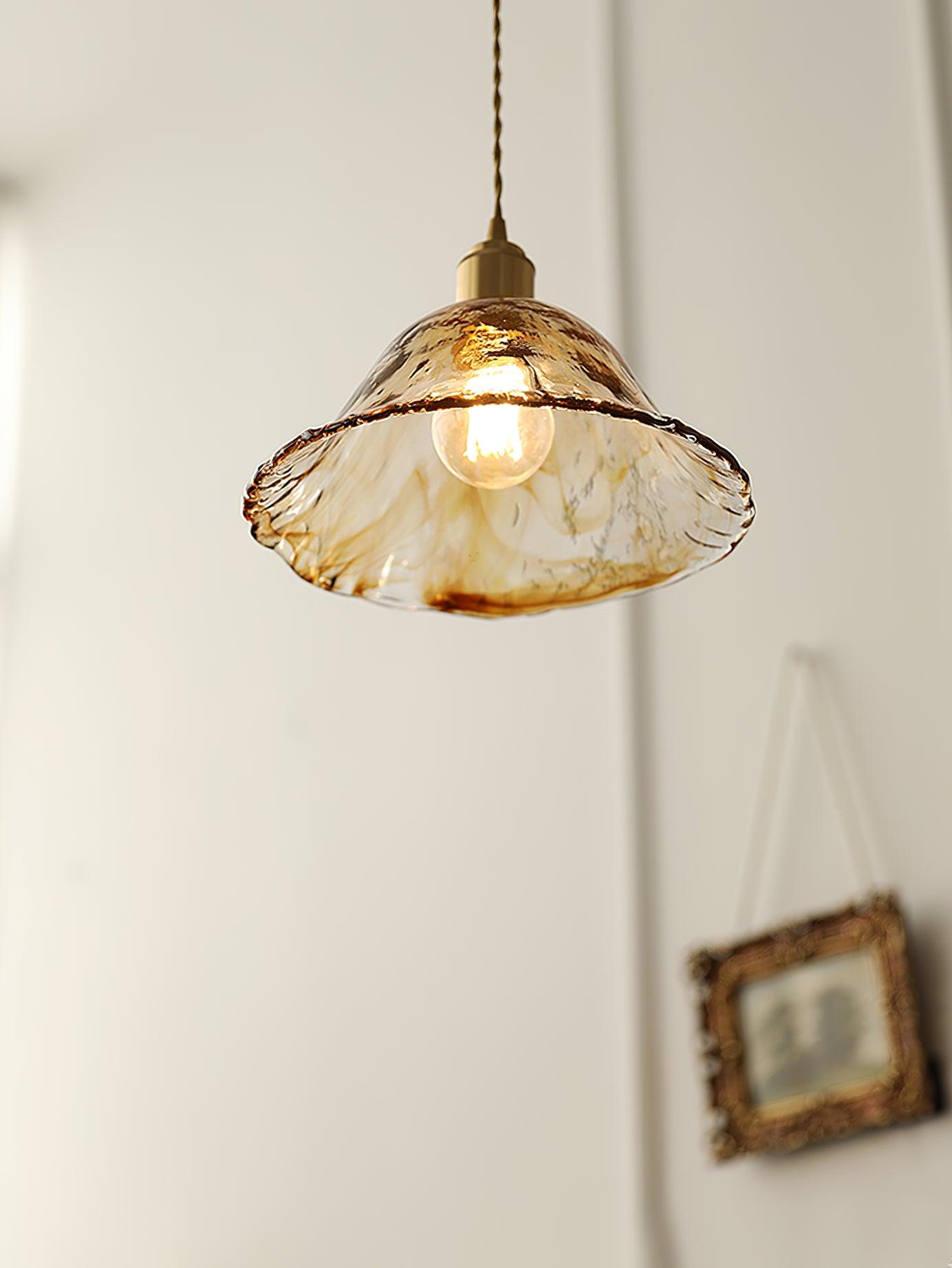 Rustik Klokkeformet Lampe | BellAmber