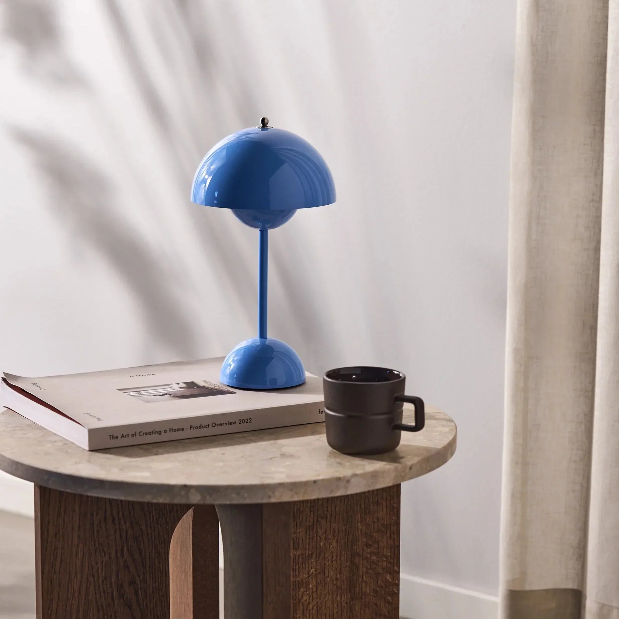 LED table lamp for an atmospheric interior | LunarGlow