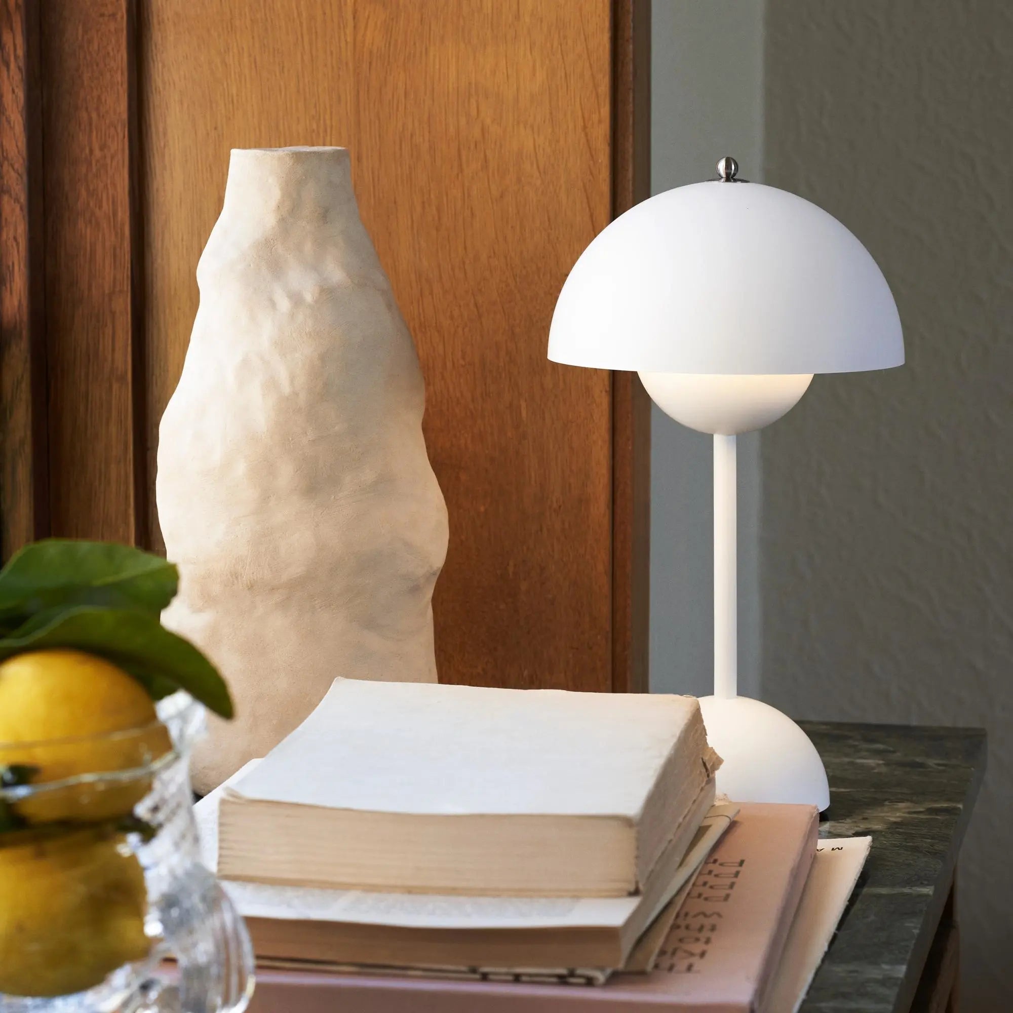 LED table lamp for an atmospheric interior | LunarGlow