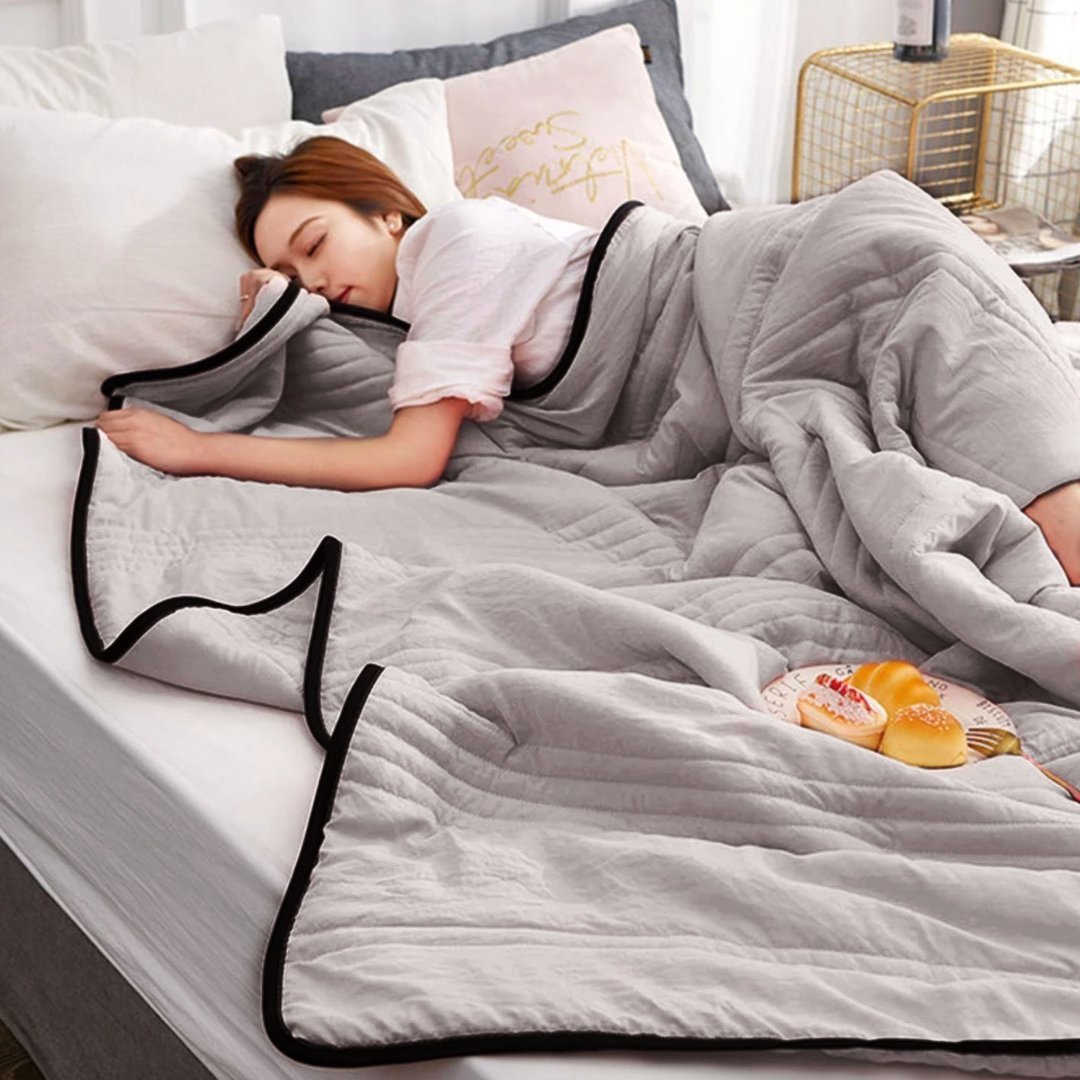 Cooling Blanket for Unmatched Sleeping Comfort | CoolComfort