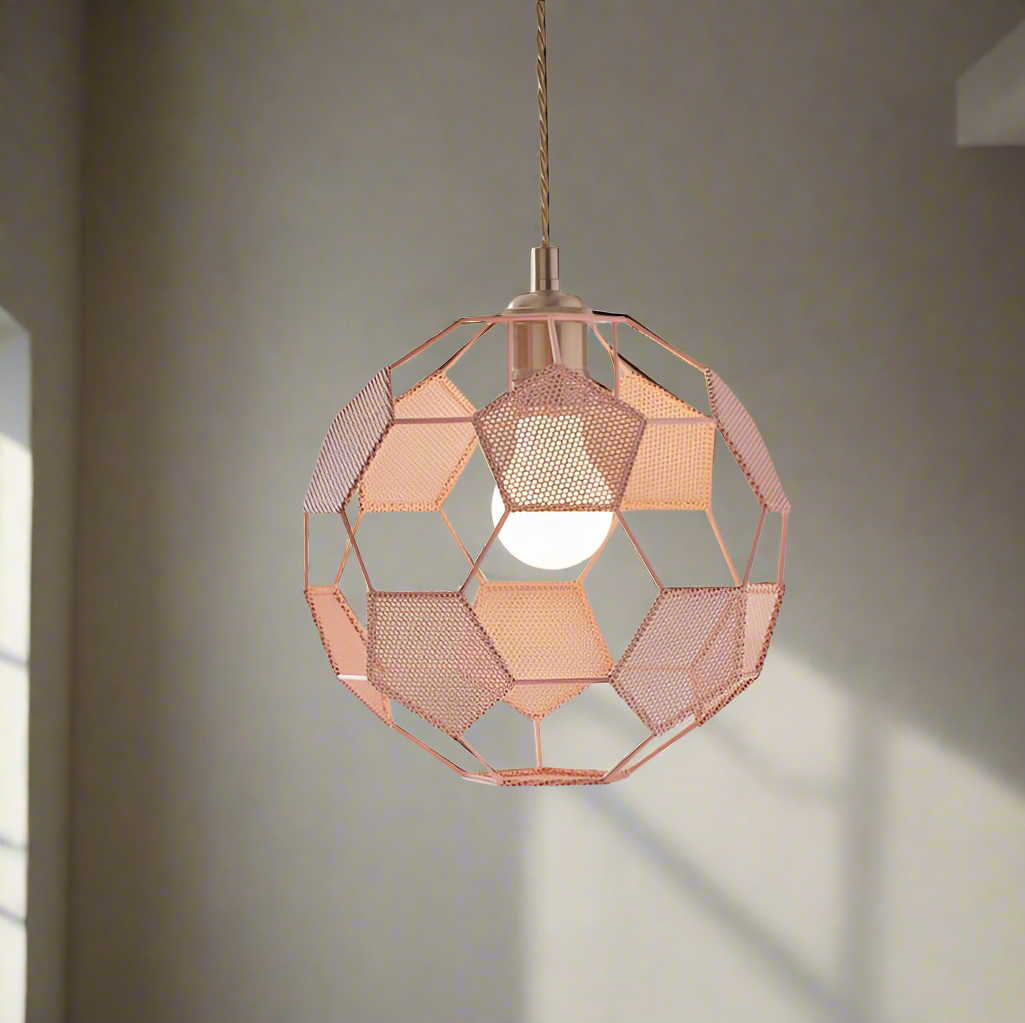 LumièreBalle - Loftlampe i Fodboldform