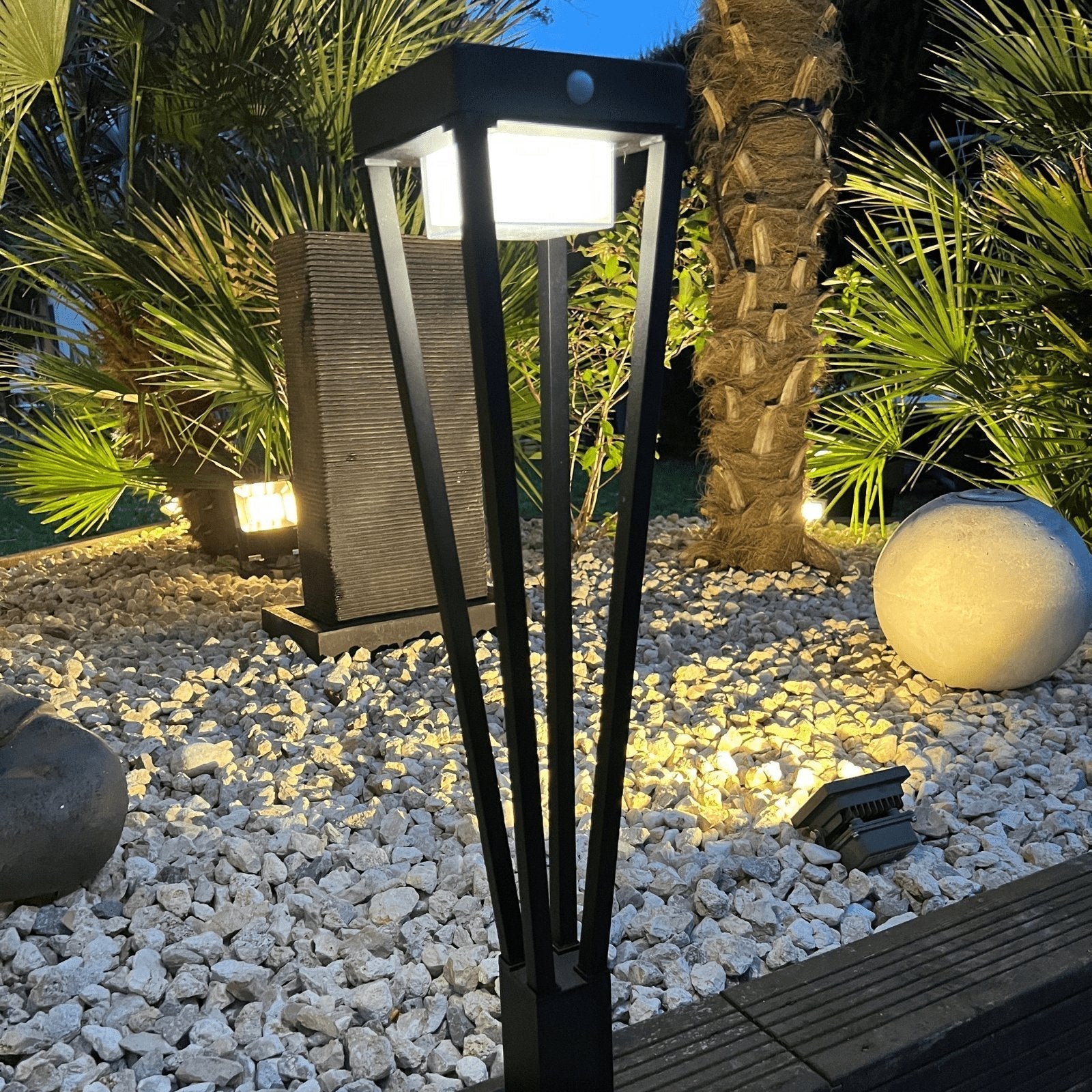 Variant image for Solarlampe til Udendørs Brug med Energieffektiv Teknologi og Vandtæt Design-1