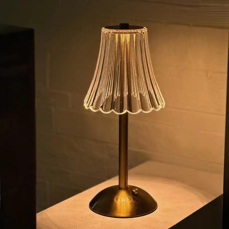 Elegant & Trendy Krystalbordlampe | CrystalLuxe Touch