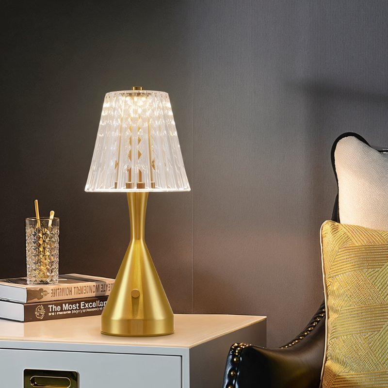 Brilliant Golden Table Lamp | GoldenGleam