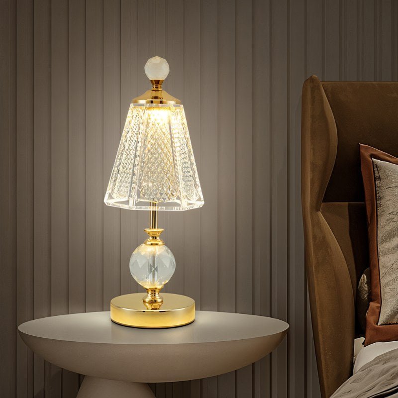 Brilliant Golden Table Lamp | GoldenGleam