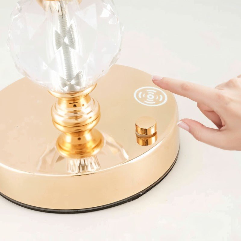 Brilliant Golden Table Lamp | GoldenGleam