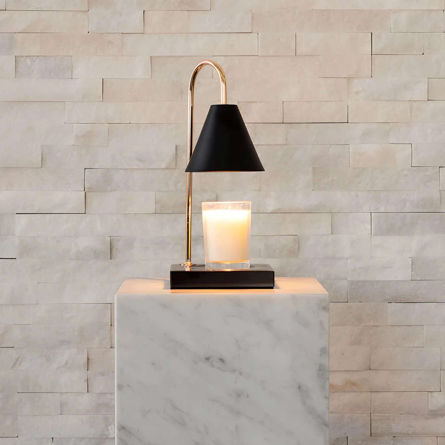 Bordlampe – Luksuriøs og Elegant | MarbleLine