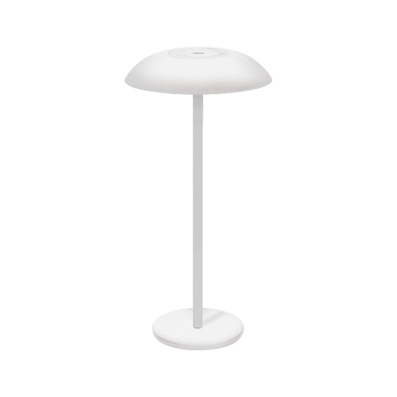 Elegant & Genopladelig Bordlampe | LuxeCharge