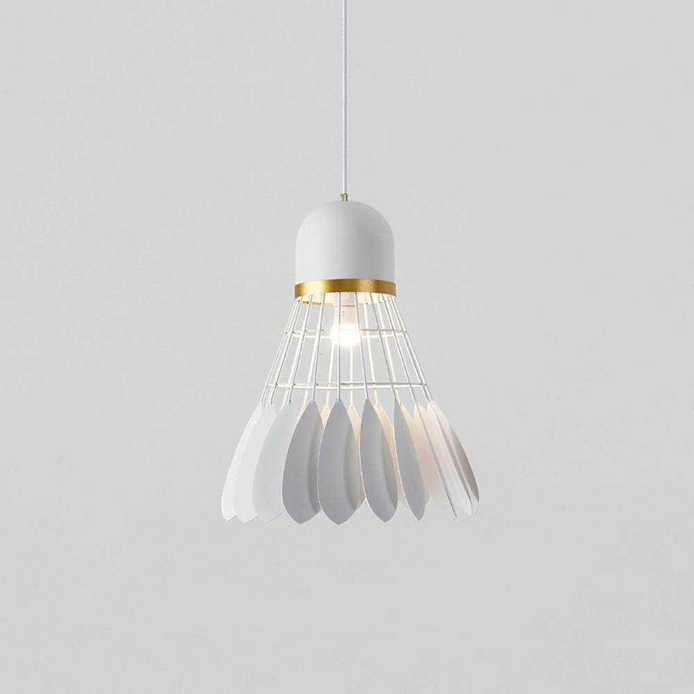 Kunstnerisk Fjer Loftlampe | FeatherAura