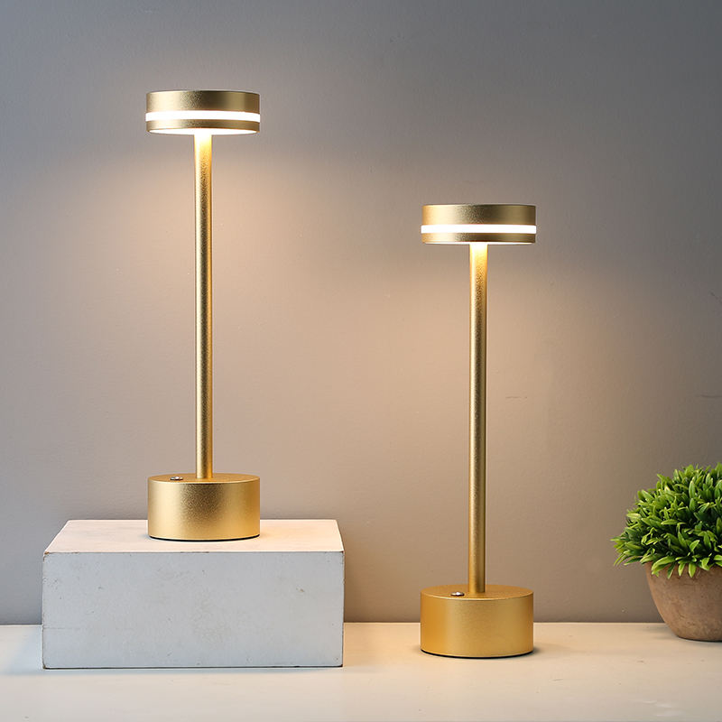 Wireless Table Lamp – Minimalist and Functional Design | GlowLite