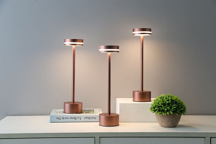 Wireless Table Lamp – Minimalist and Functional Design | GlowLite